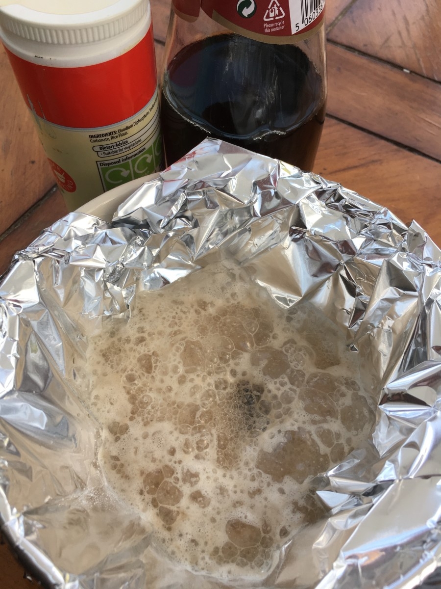 Boiling Water Vinegar And Baking Soda To Clean Silver With Baking Soda What Removes Tarnish From